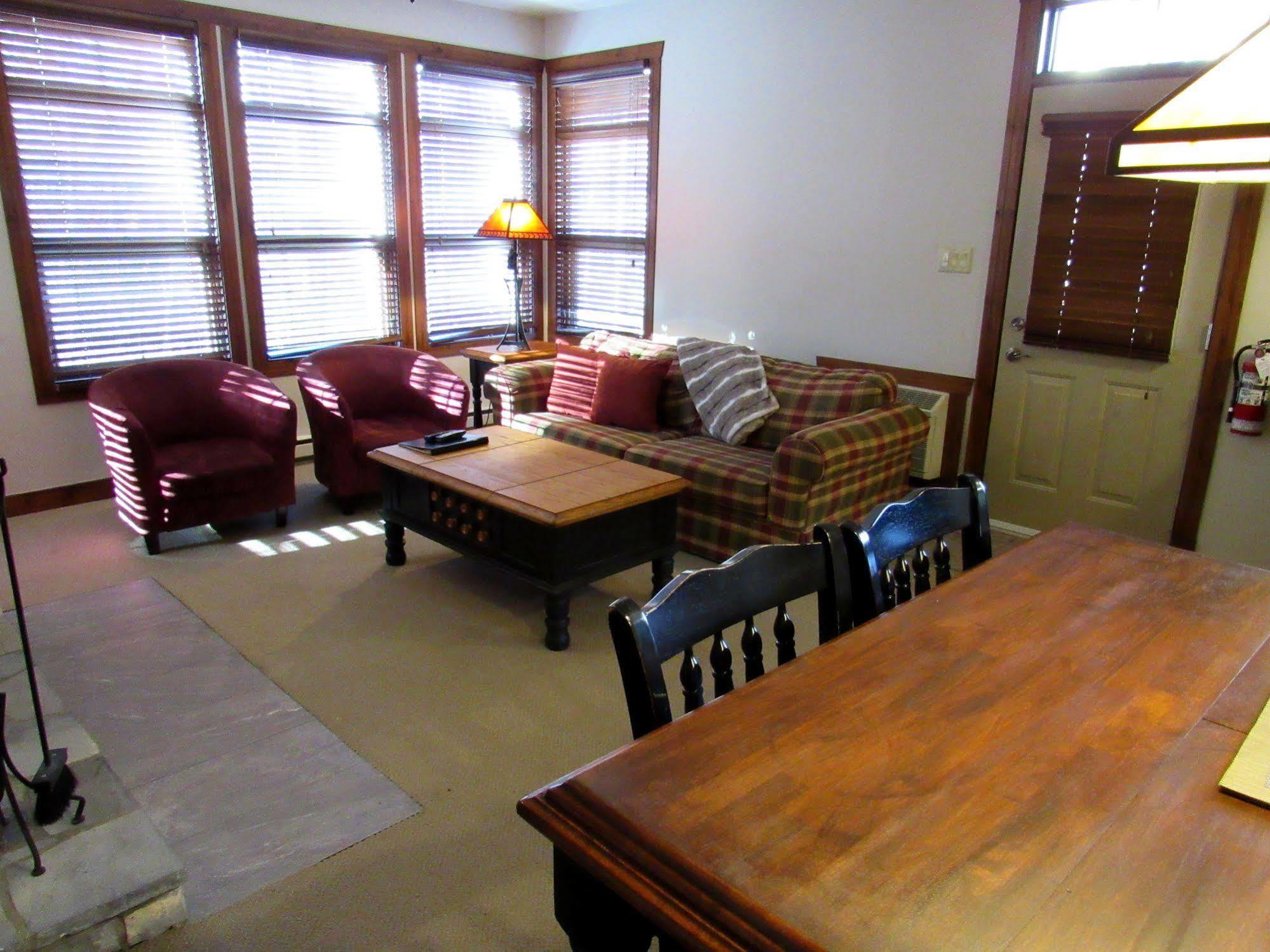 Ferienwohnung Tremblant Les Eaux - Location Adp Mont-Tremblant Exterior foto