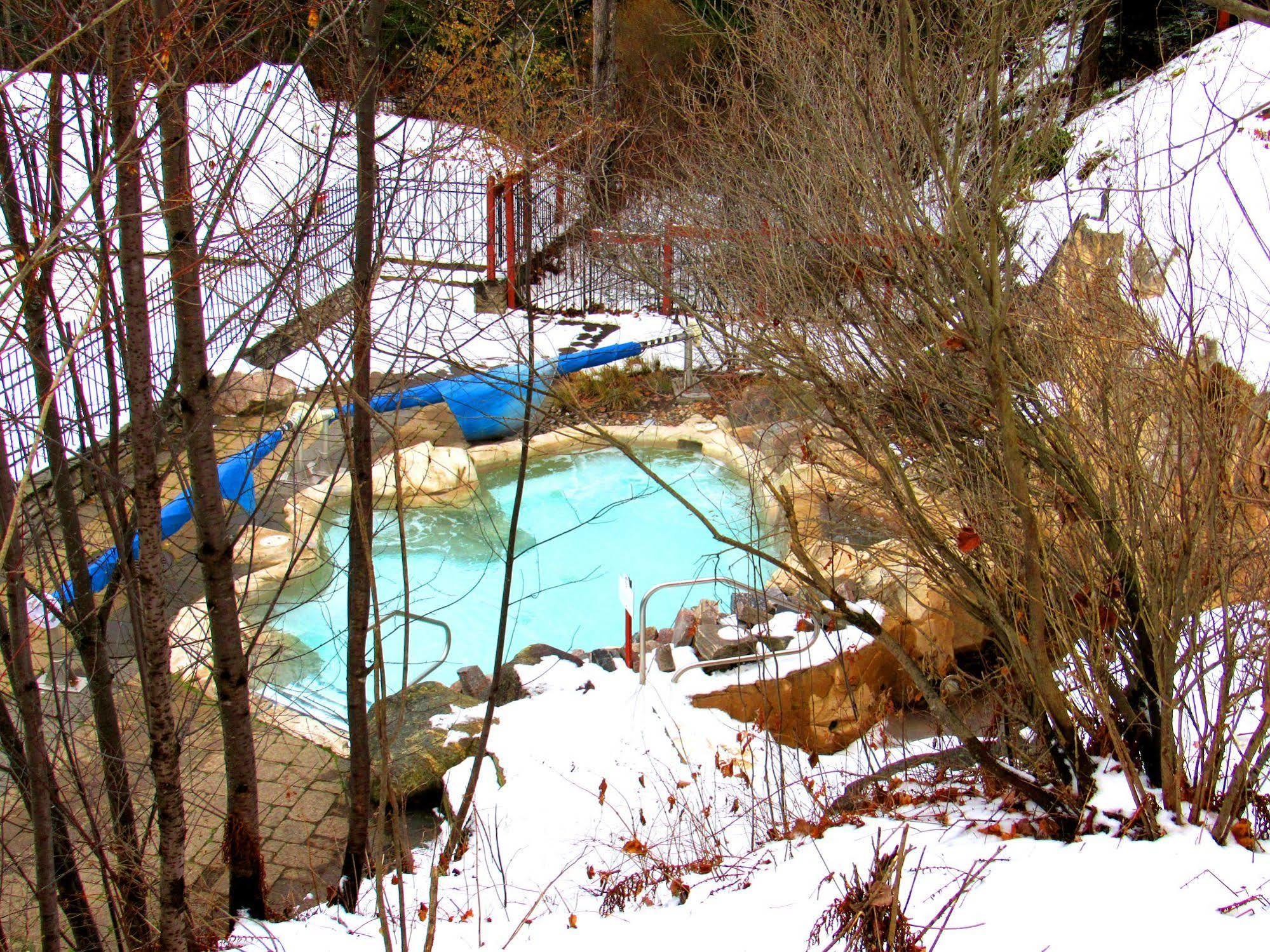 Ferienwohnung Tremblant Les Eaux - Location Adp Mont-Tremblant Exterior foto
